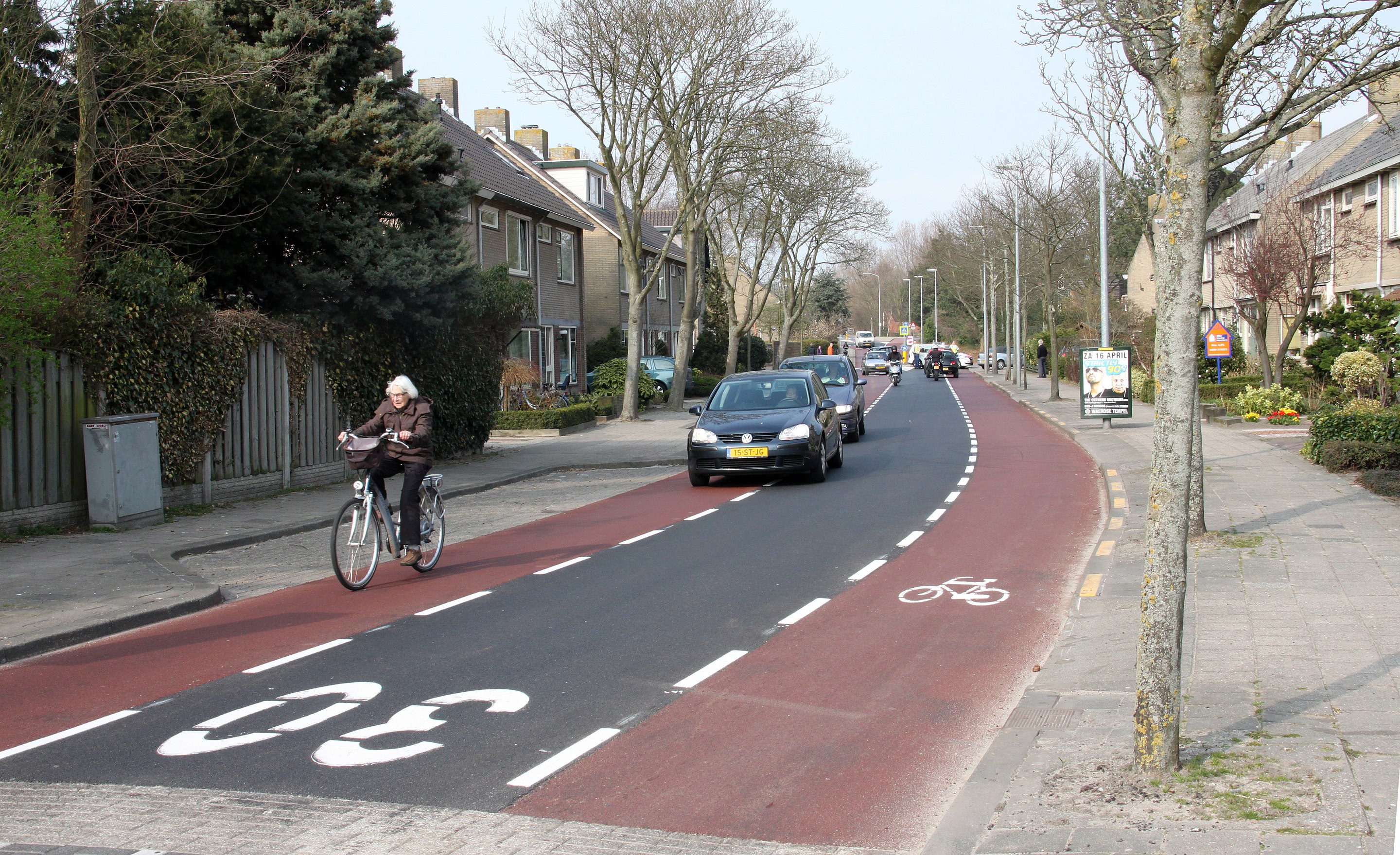 Advisory cycle lane deals